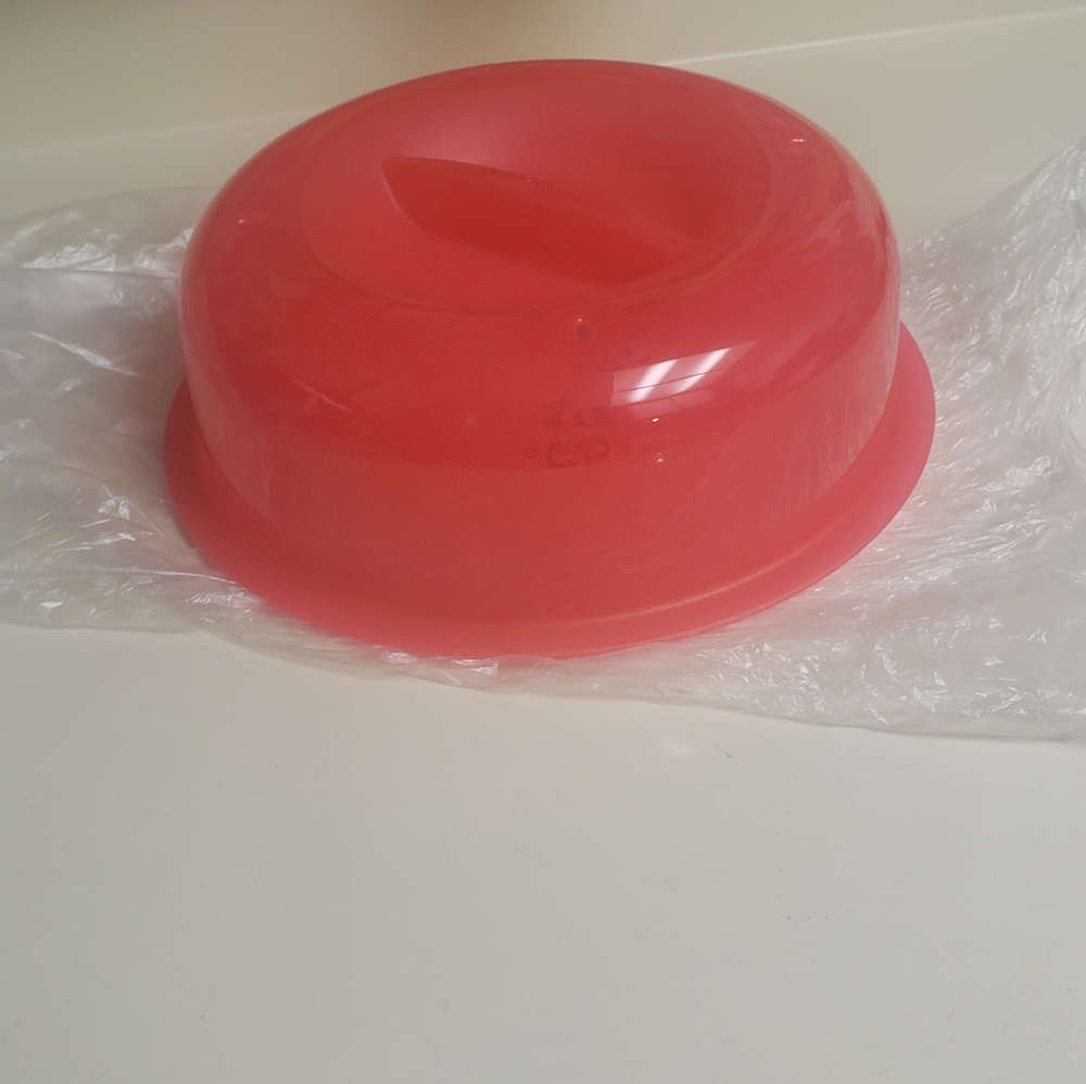 Tupperware - Picture 15 of 16